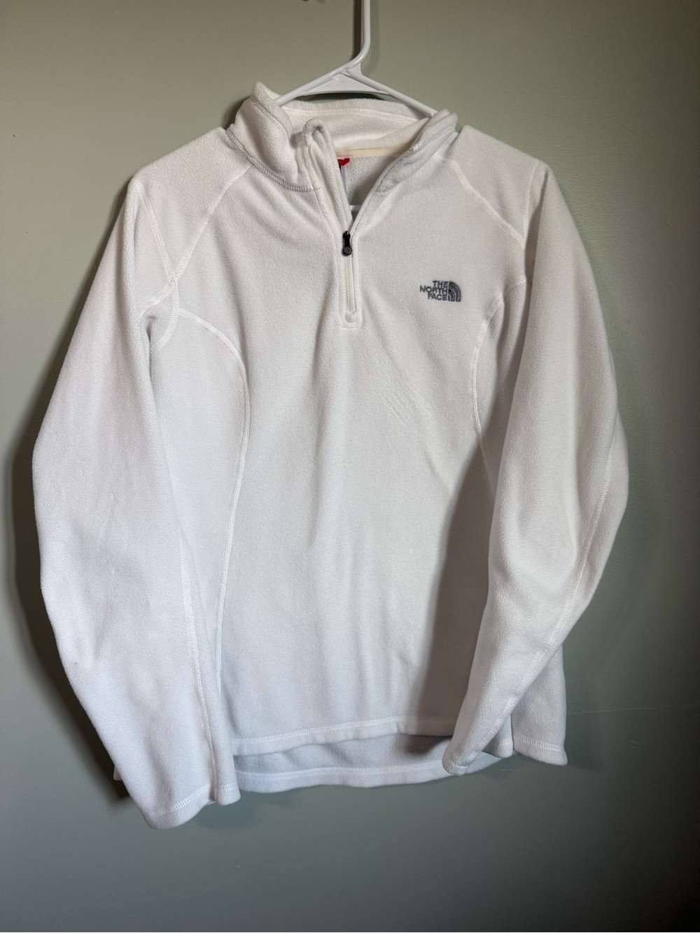 The North Face Women's White TKA 100 Glacier 1/4 Zip Microfleece Pullover - L